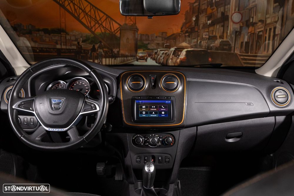 Dacia Logan MCV 0.9 TCe Stepway - 12