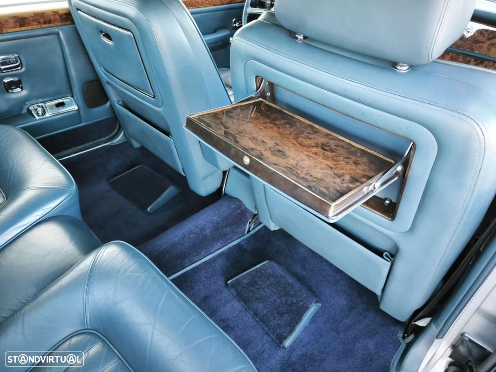 Rolls Royce Silver Spur - 42