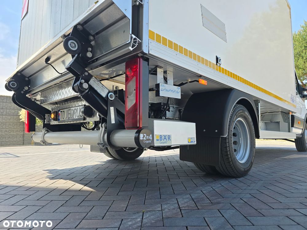 Ford TRANSIT 350-170 IZOTERMA WINDA 750Kg 48 Tyś Km SERWIS ASO FORD DO OSTATNIEGO Km SALON PL STAN JAK NOWY TEMPOMAT KLIMA ELKTRYKA ASYSTEN KIEROWCY WZMOCNIONE TYLNE ZAWIESZENIE RESOR + PODUSZKI PNEŁMATYCZNE - 28