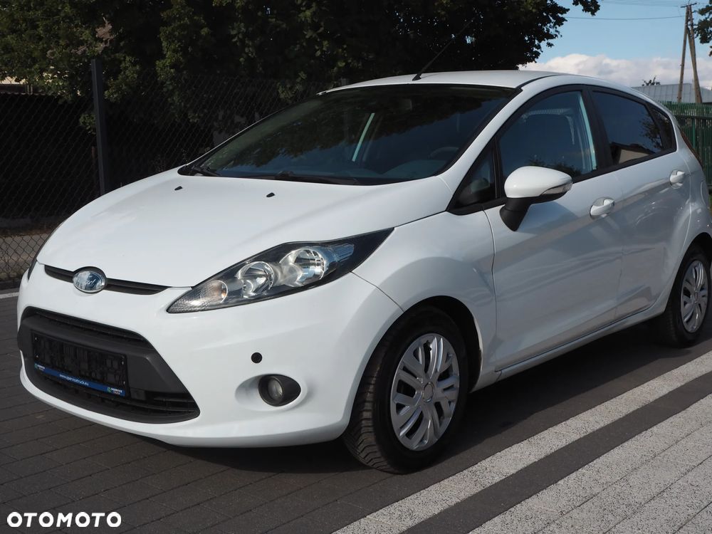 Ford Fiesta - 2