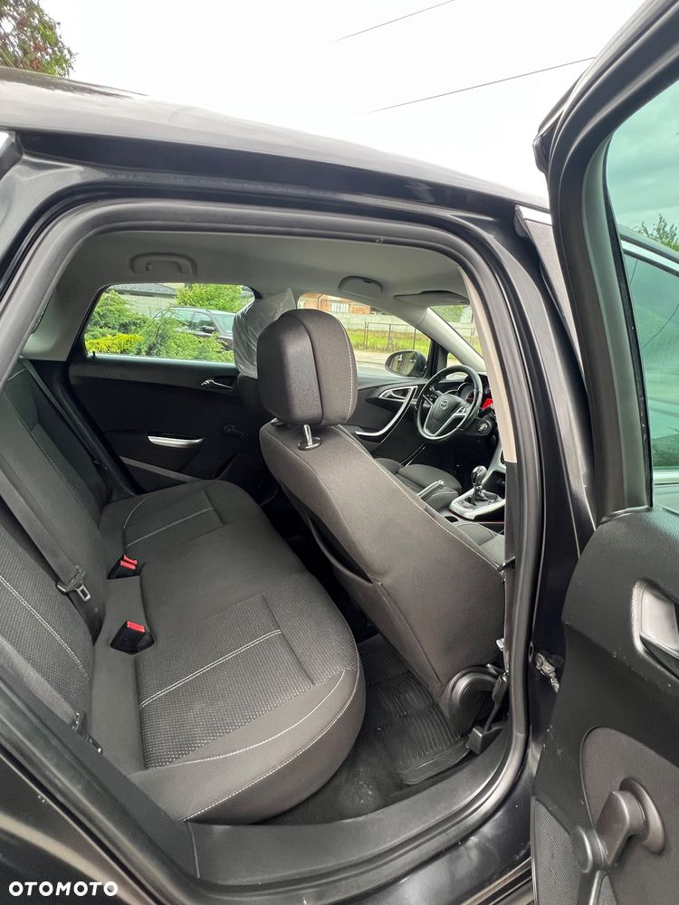 Opel Astra 1.4 Turbo - 17