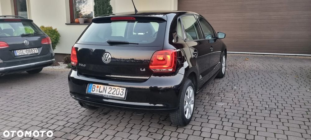 Volkswagen Polo 1.4 16V Comfortline - 12