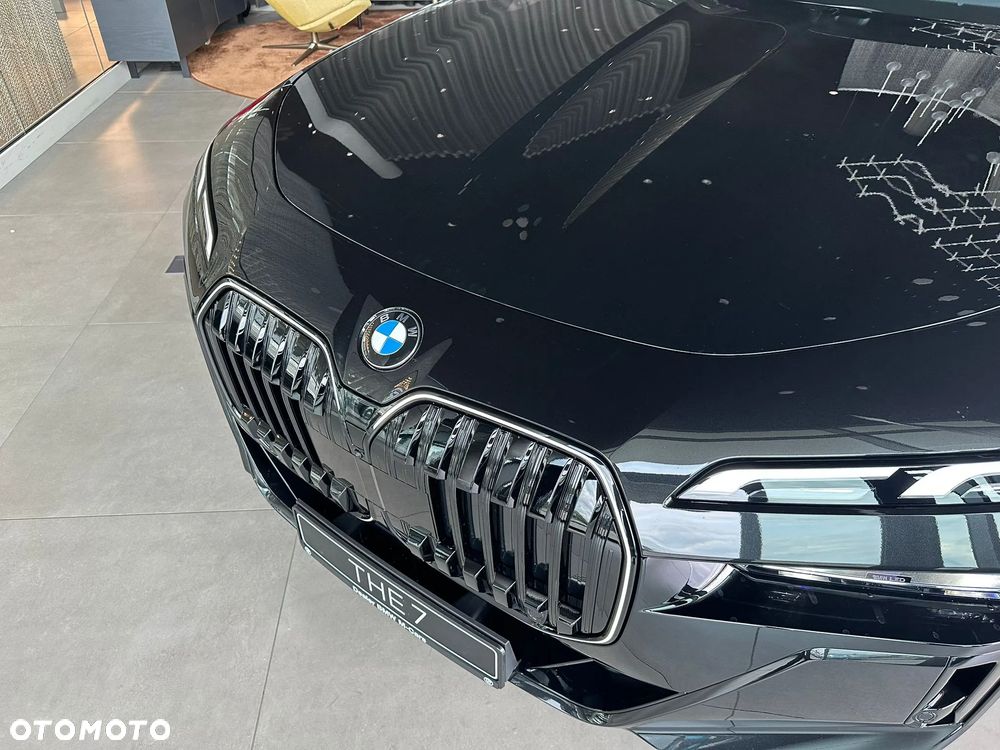 BMW Seria 7 740d xDrive mHEV sport - 11