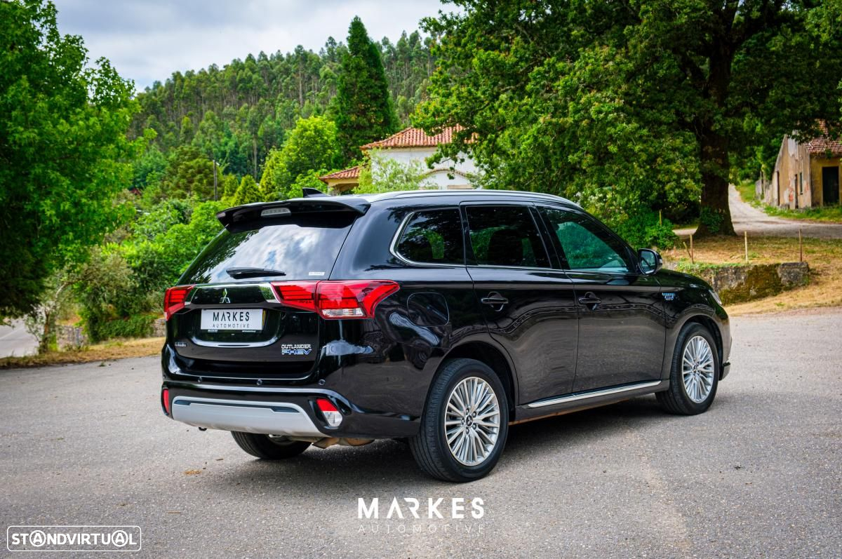 Mitsubishi Outlander 2.4 PHEV Intense - 7