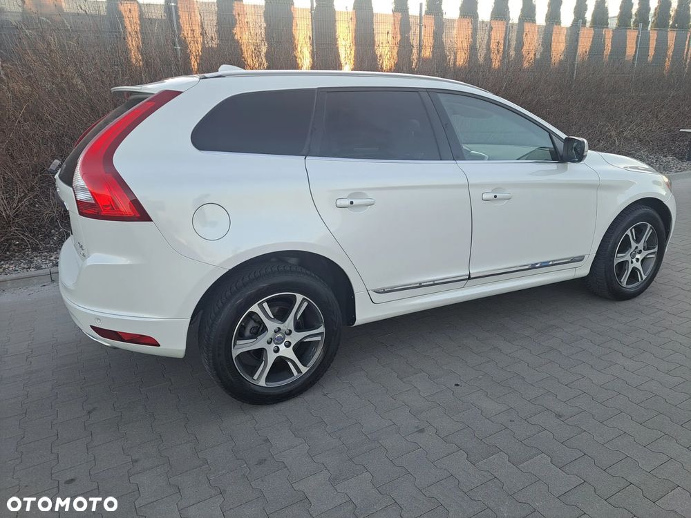 Volvo XC 60 T6 AWD Geartronic Summum - 12