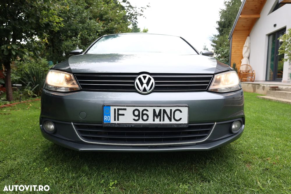 Volkswagen Jetta 2.0 TDI CR DPF Highline - 16