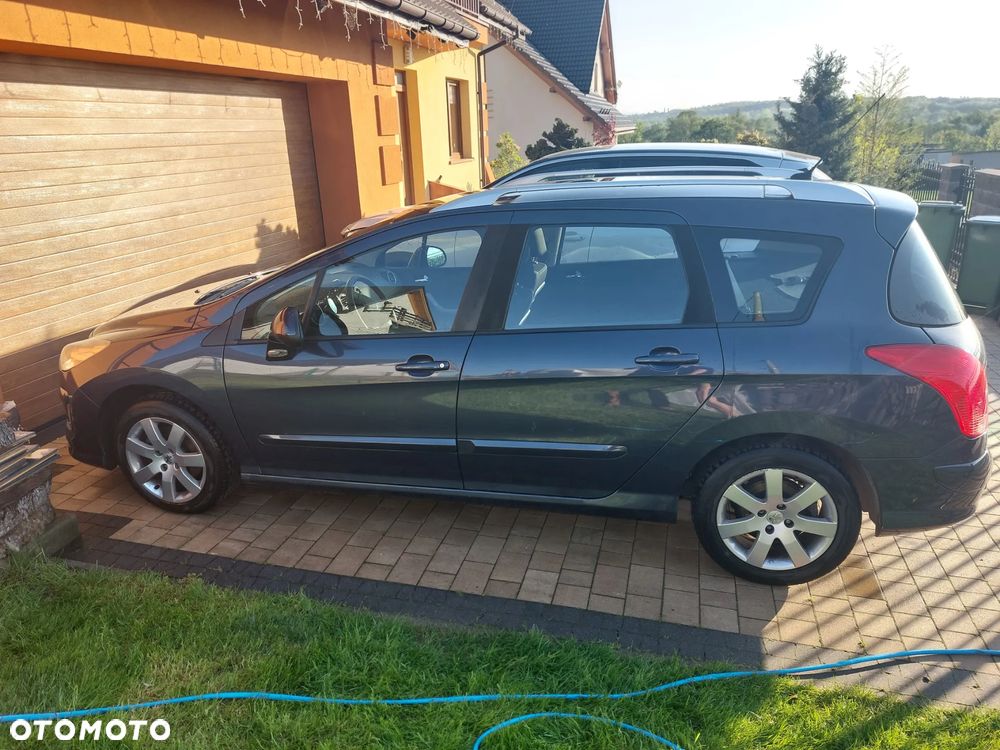 Peugeot 308 1.6 Premium Plus - 3