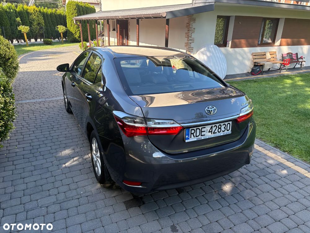 Toyota Corolla 1.6 Active - 3