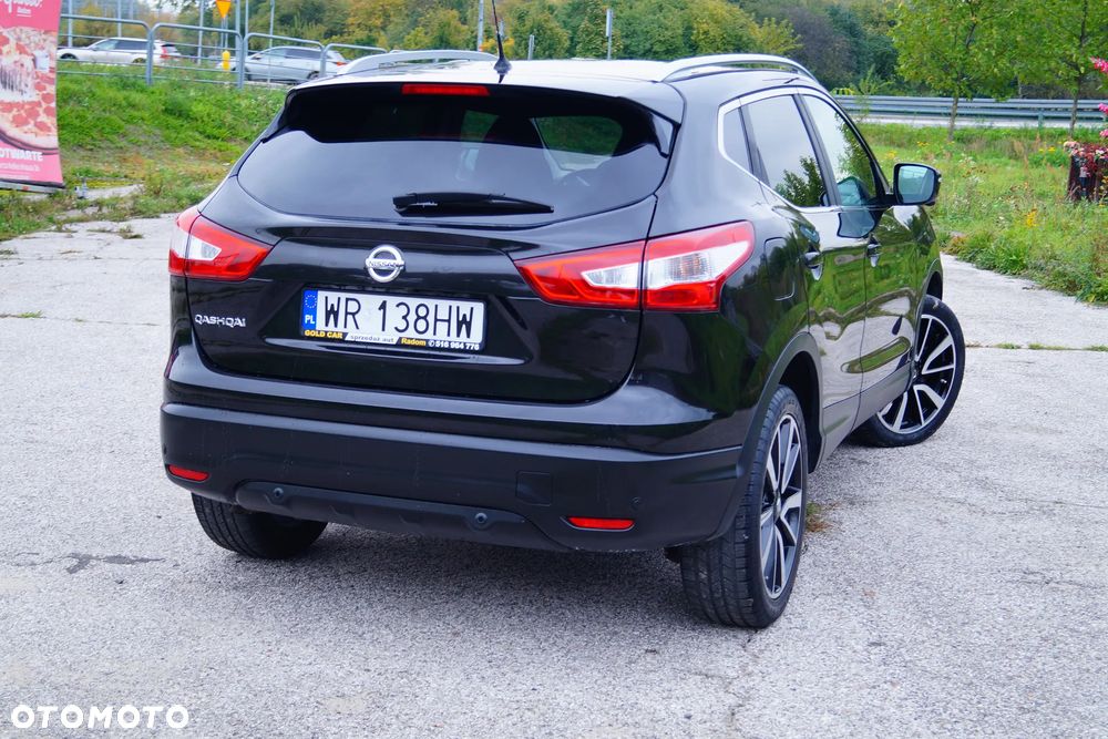 Nissan Qashqai 1.6 dCi Xtronic TEKNA+ - 8