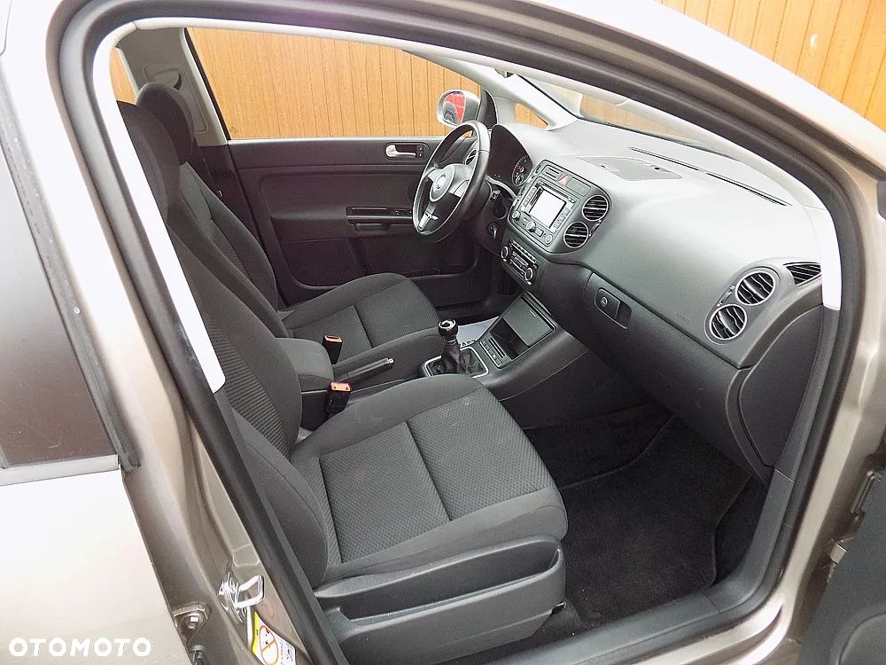 Volkswagen Golf Plus 1.6 TDI DPF Comfortline - 8