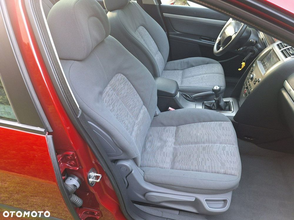 Peugeot 407 - 16