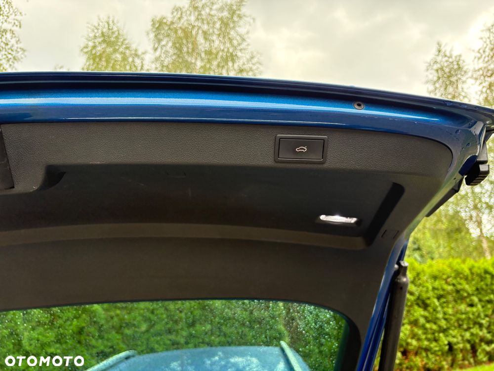 Skoda Superb 2.0 TDI SCR Style DSG - 24