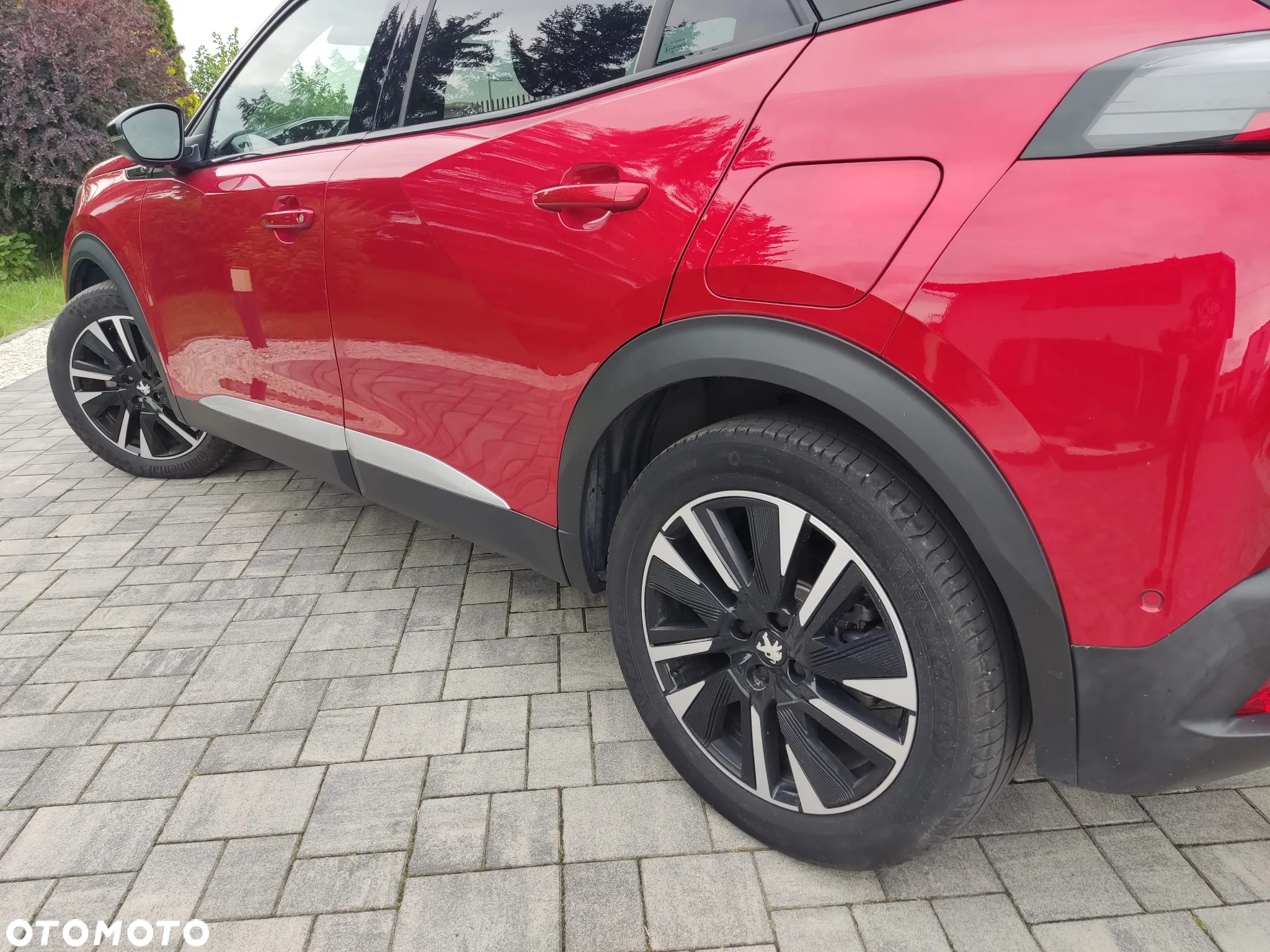 Peugeot 208 e-208 GT Line - 12