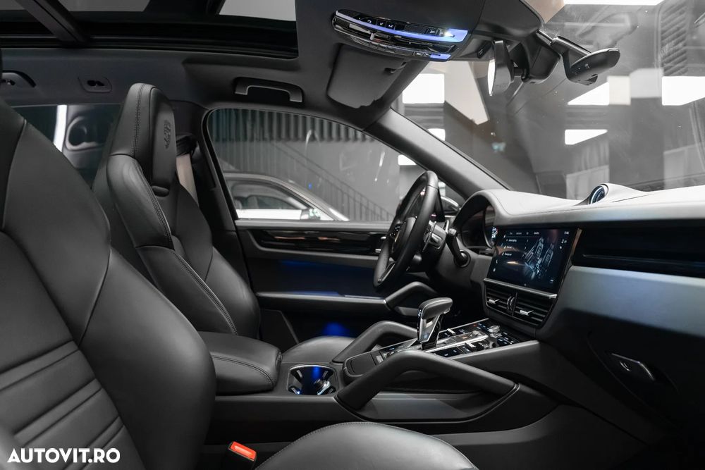 Porsche Cayenne E-Hybrid - 32
