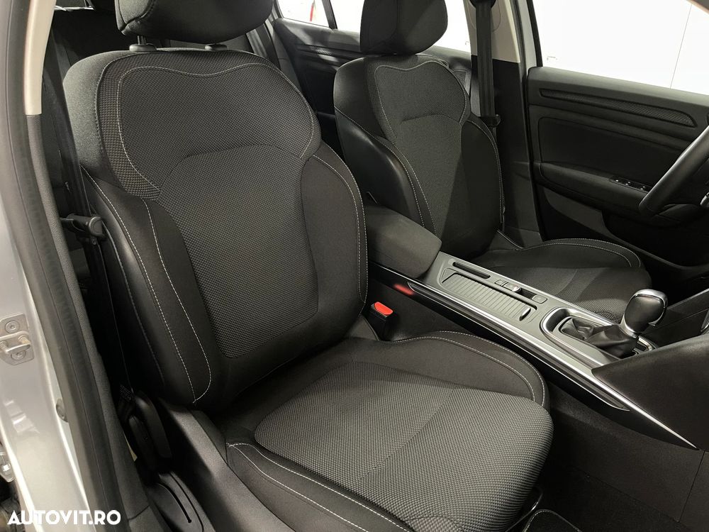 Renault Megane TCe 140 EDC GPF Equilibre - 10