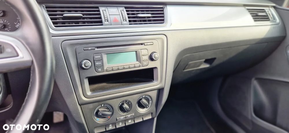 Skoda RAPID 1.4 TSI Elegance DSG - 20