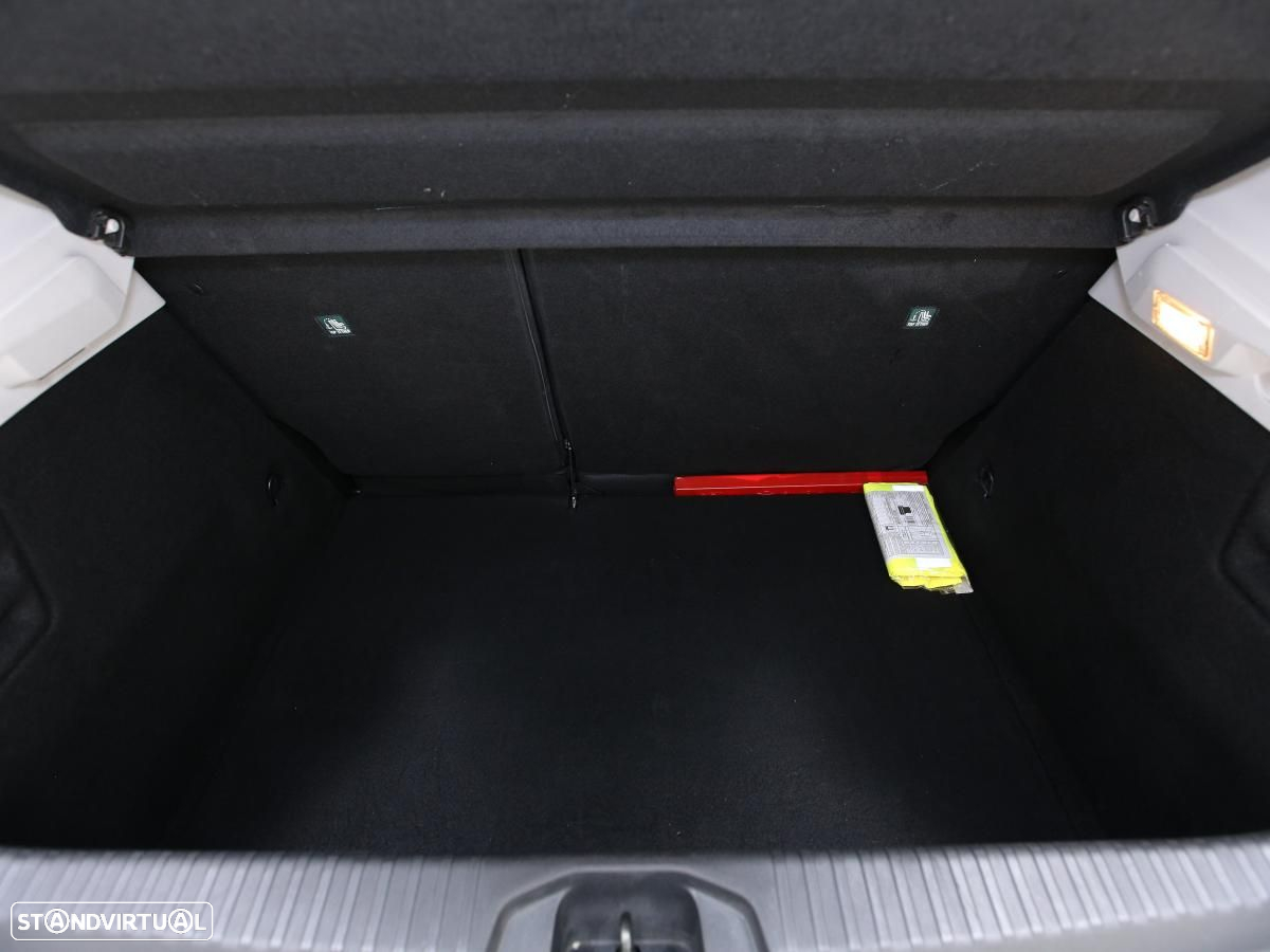 Renault Clio 1.0 TCe Intens - 19
