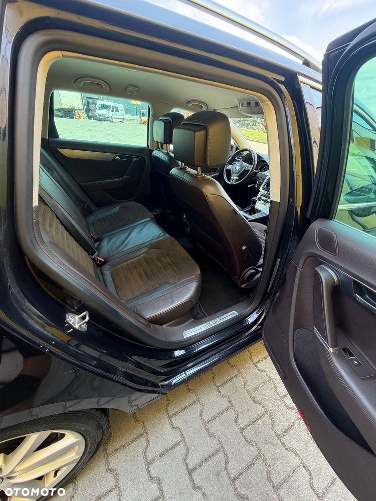 Volkswagen Passat 2.0 TDI Trendline - 10