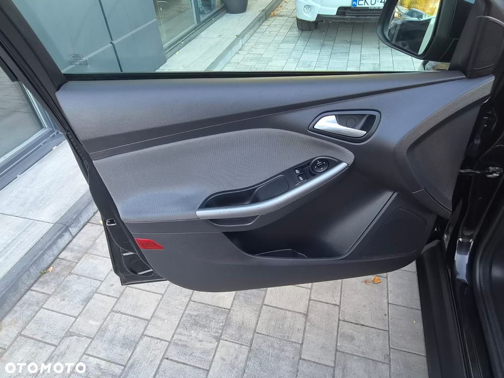 Ford Focus 1.6 TI-VCT Ambiente - 18