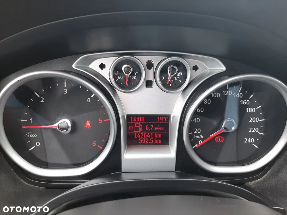 Ford Kuga 2.0 TDCi 4x4 Titanium - 28