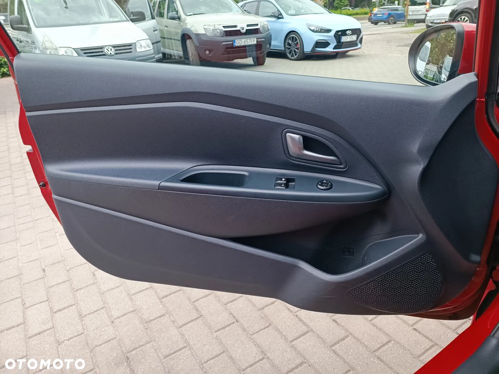Kia Rio 1.4 Dream Team Edition - 23