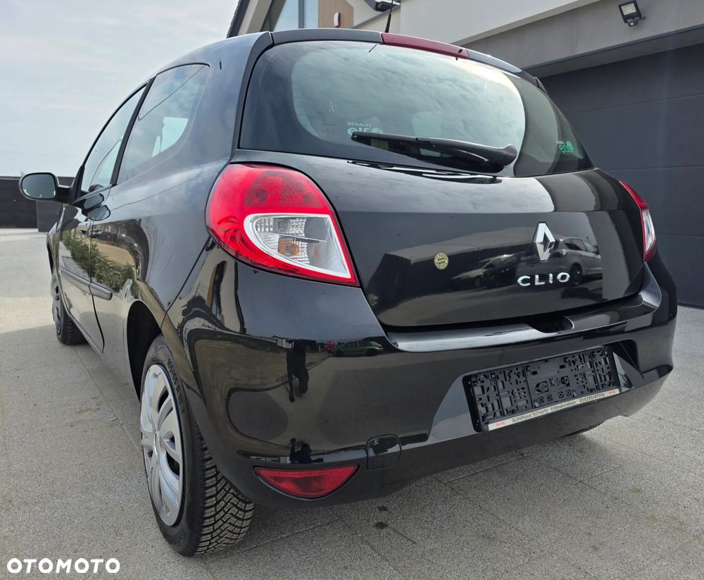 Renault Clio 1.2 16V Dynamique - 8