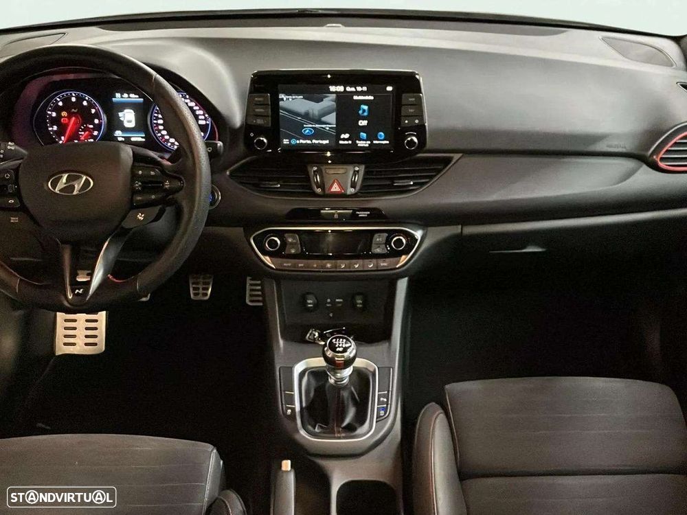 Hyundai i30 Fastback - 8