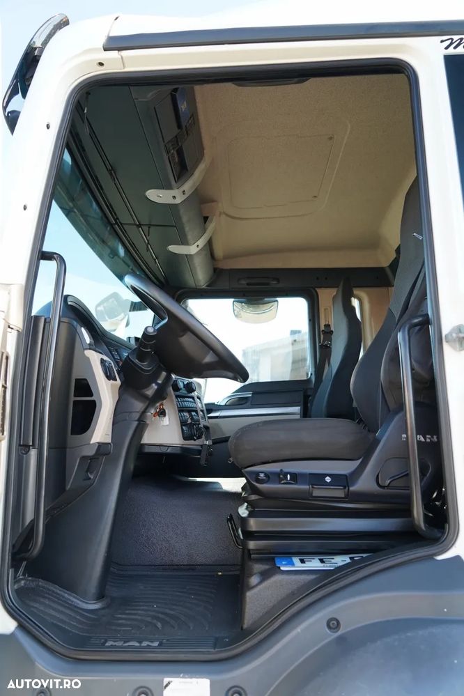 MAN TGS 26.420 / 6x4 / LIVRARE - 6,7 M / HDS FASSI F175A / EURO 6 / 2019 / RADIOCOMANDĂ / ROTATOARE - 24