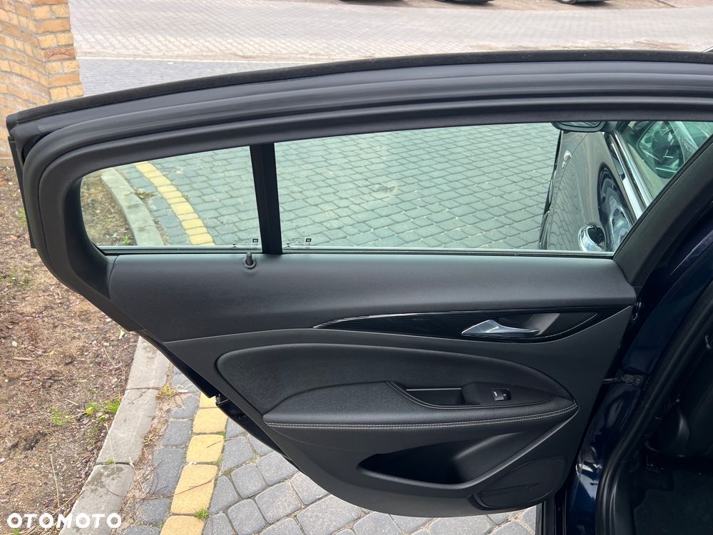 Opel Insignia 2.0 CDTI Innovation S&S - 21