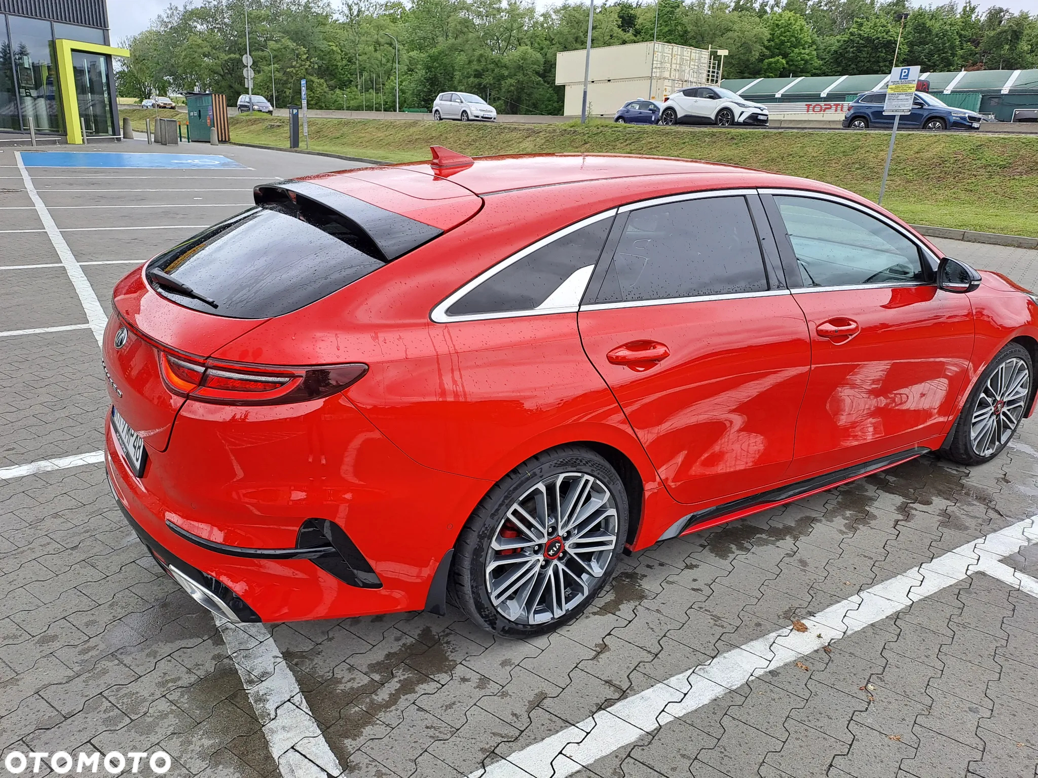 Kia ProCeed 1.6 T-GDI GT DCT - 4