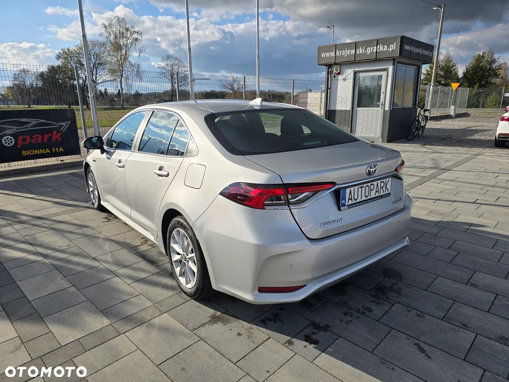 Toyota Corolla 1.8 Hybrid GPF Comfort - 11