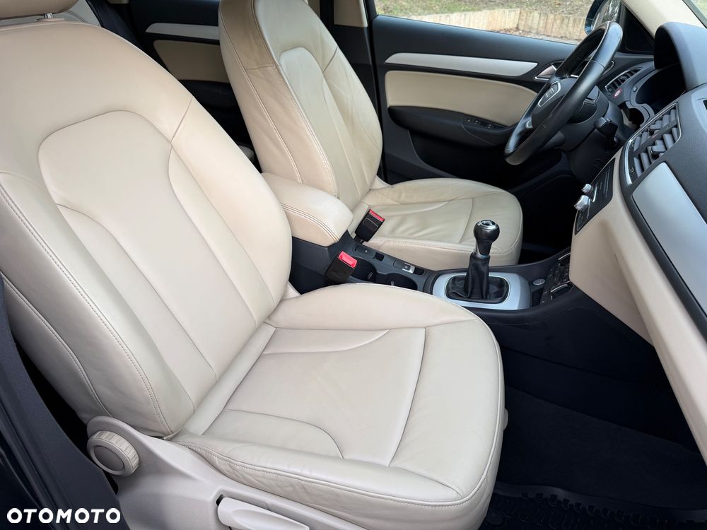 Audi Q3 2.0 TDI sport - 14