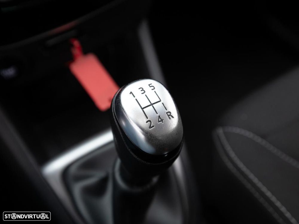 Renault Clio 1.5 dCi Limited - 17