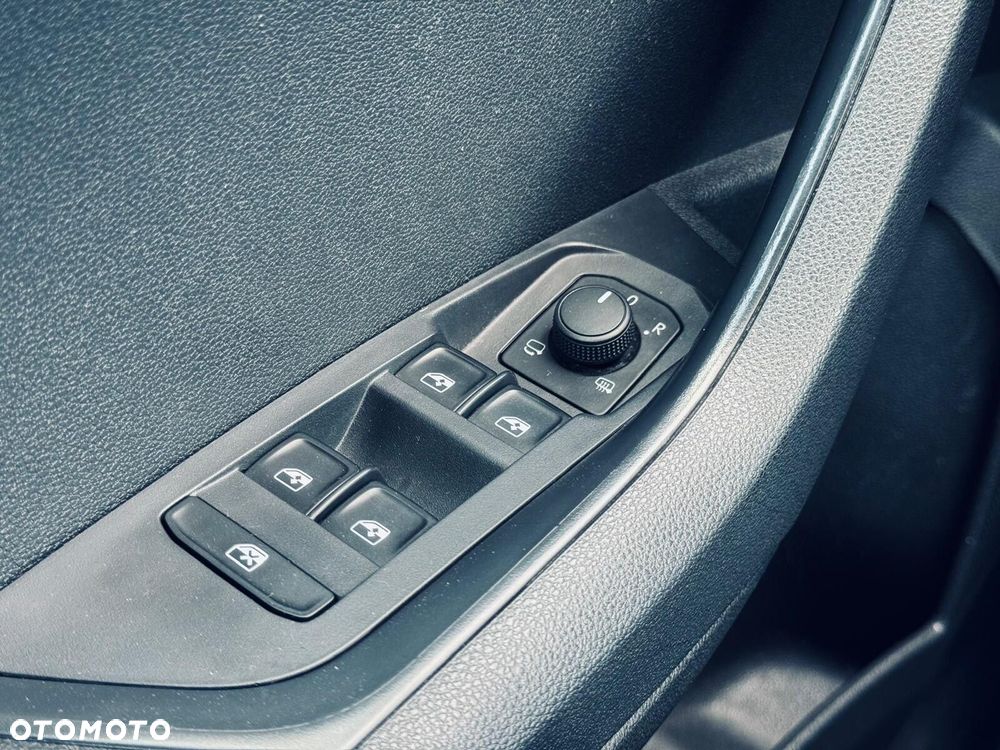 Skoda Karoq 2.0 TDI SCR 4x4 Style DSG - 34