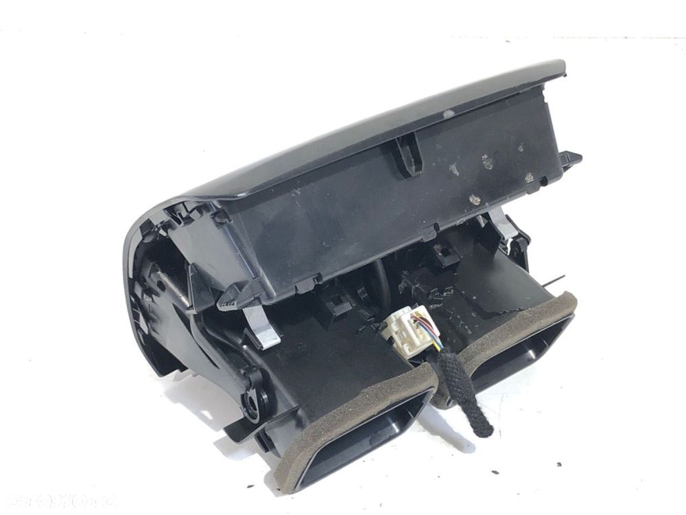 KRATKA NAWIEWU TYŁ  BMW 5 (G30, F90) 2016 - 2022 530 e Plug-in-Hybrid 135 kW [184 KM] Hybryda - 2