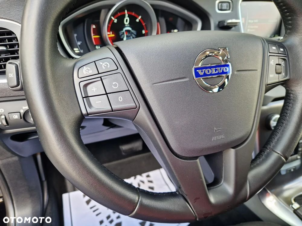 Volvo V40 D2 Geartronic Momentum - 30