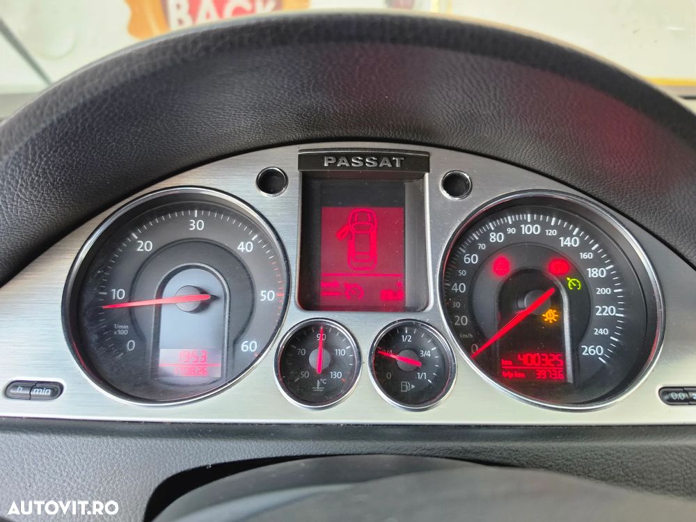 Volkswagen Passat 2.0TDI Highline DPF - 13