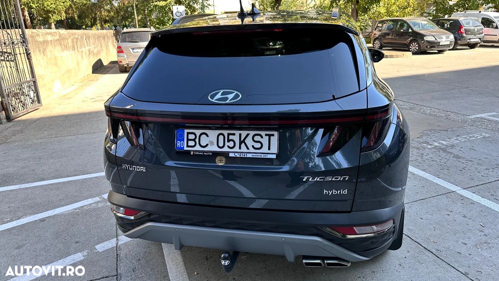 Hyundai Tucson - 2