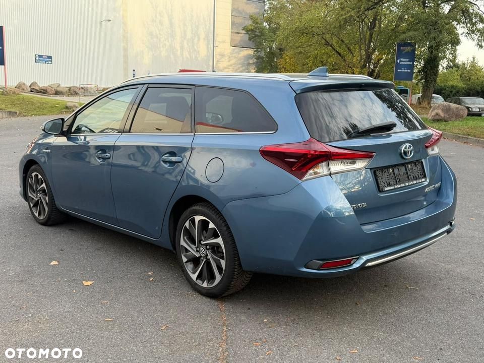 Toyota Auris 2016 photo 4