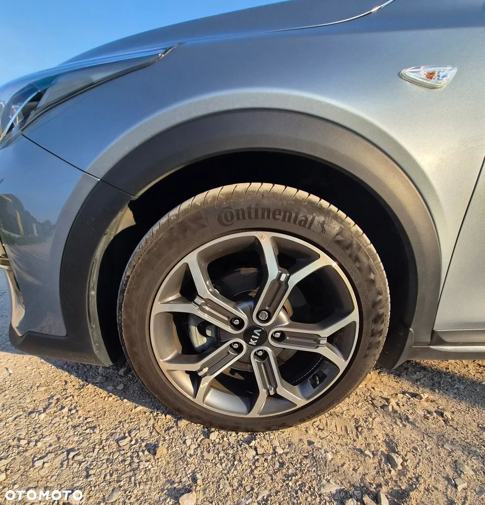 Kia XCeed 1.5 T-GDI M - 6