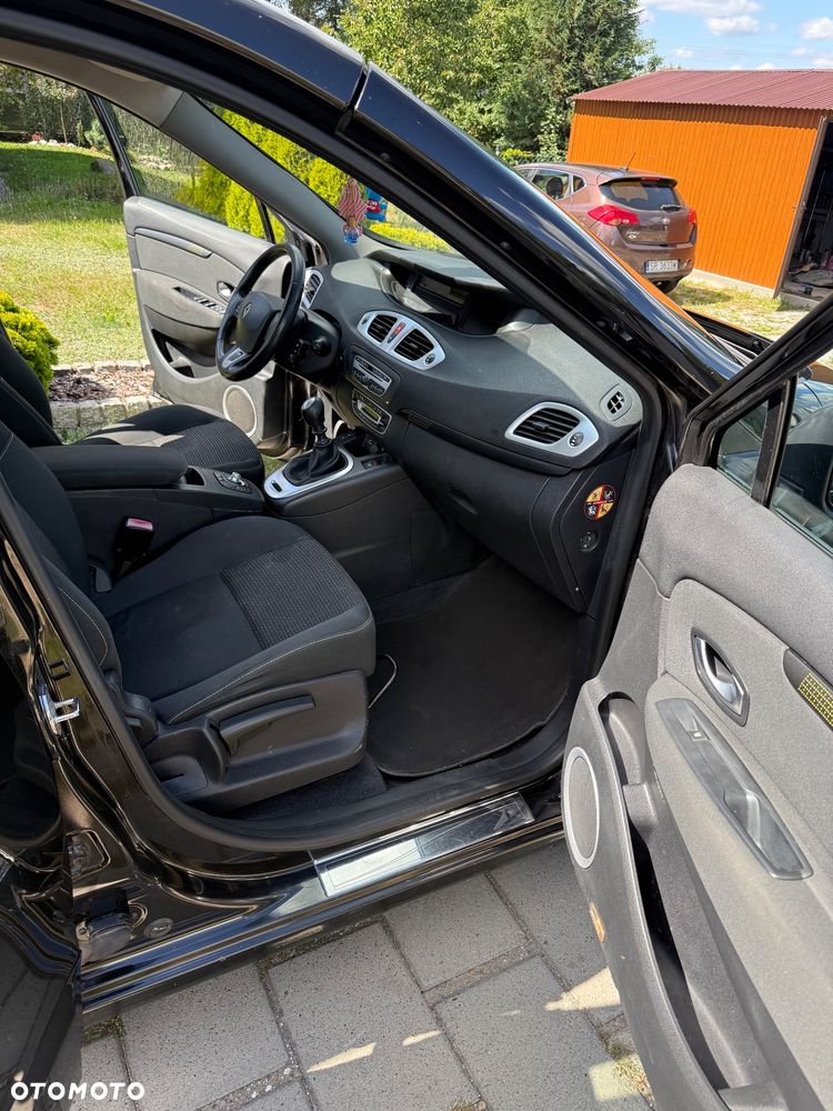 Renault Scenic 1.4 16V TCE Bose Edition - 9