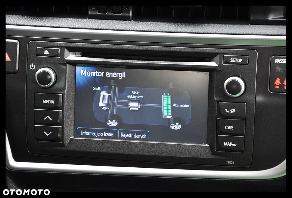Toyota Auris - 32