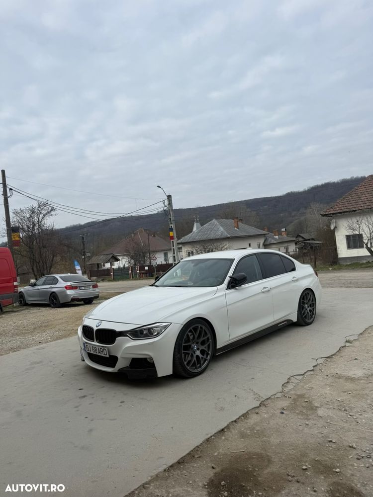 BMW Seria 3 320d xDrive - 8