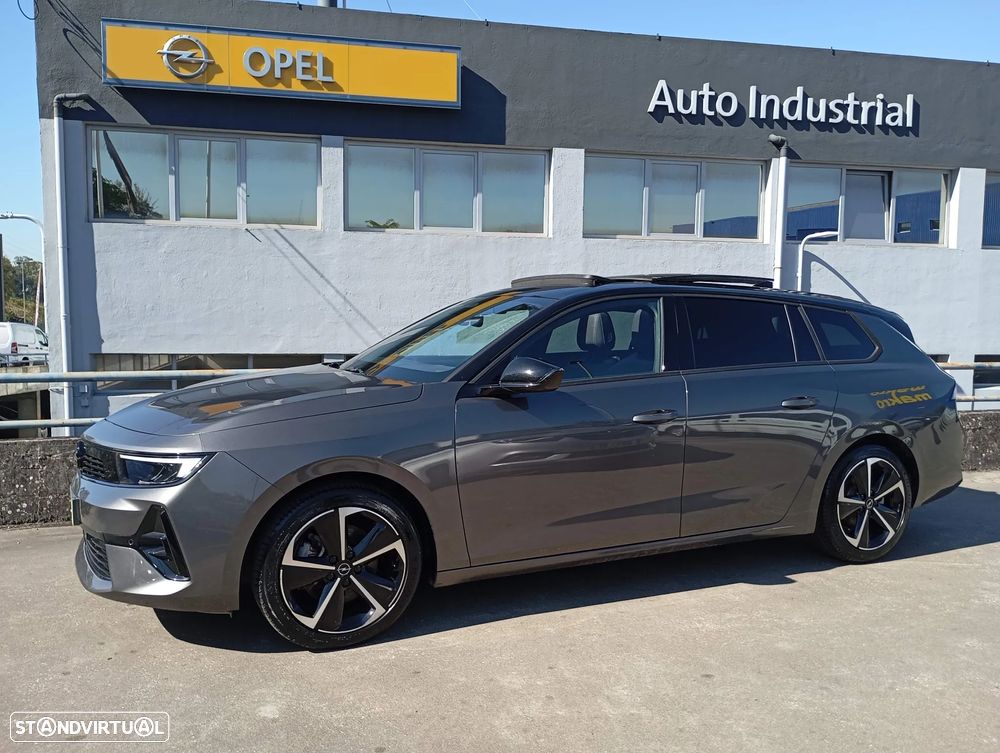 Opel Astra Sports Tourer 1.2 T GS - 1