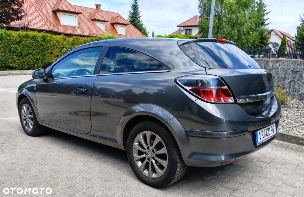 Opel Astra 1.6 Edition 111 Jahre - 4