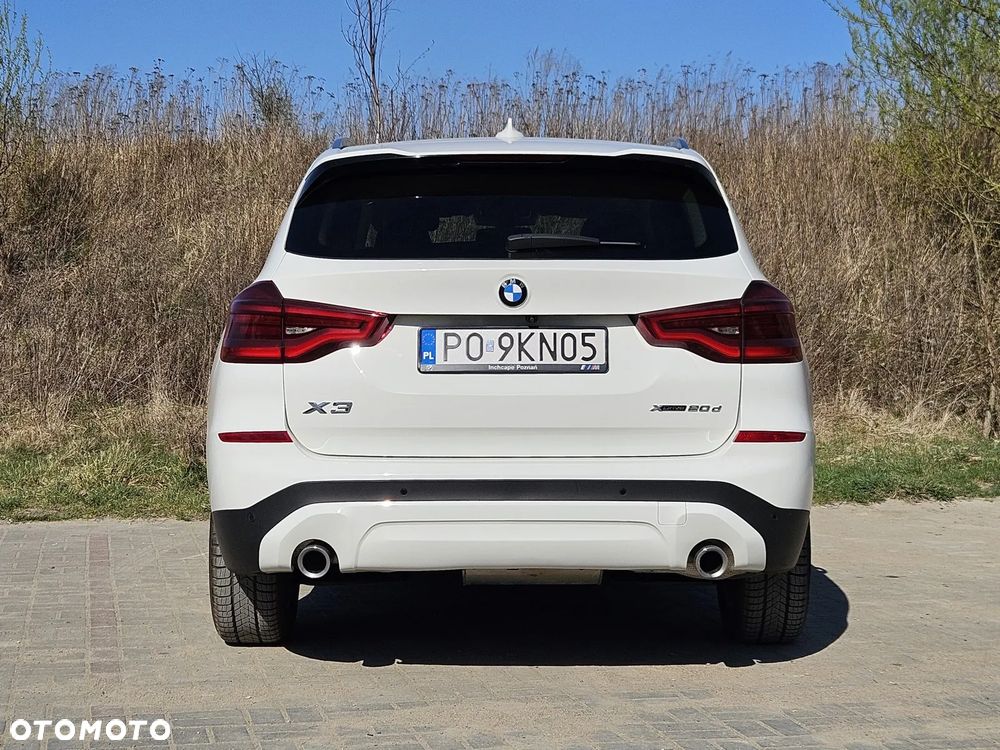 BMW X3 xDrive20d Advantage - 7