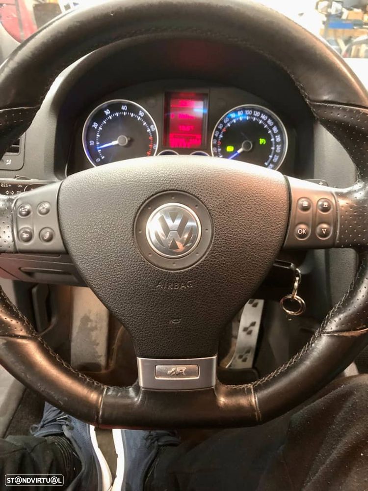 VW Golf - 8