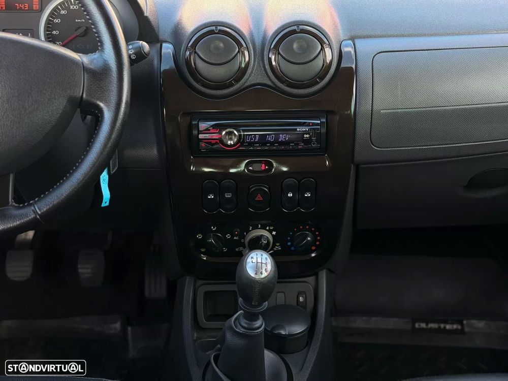 Dacia Duster 1.5 dCi Prestige — fotografia 10