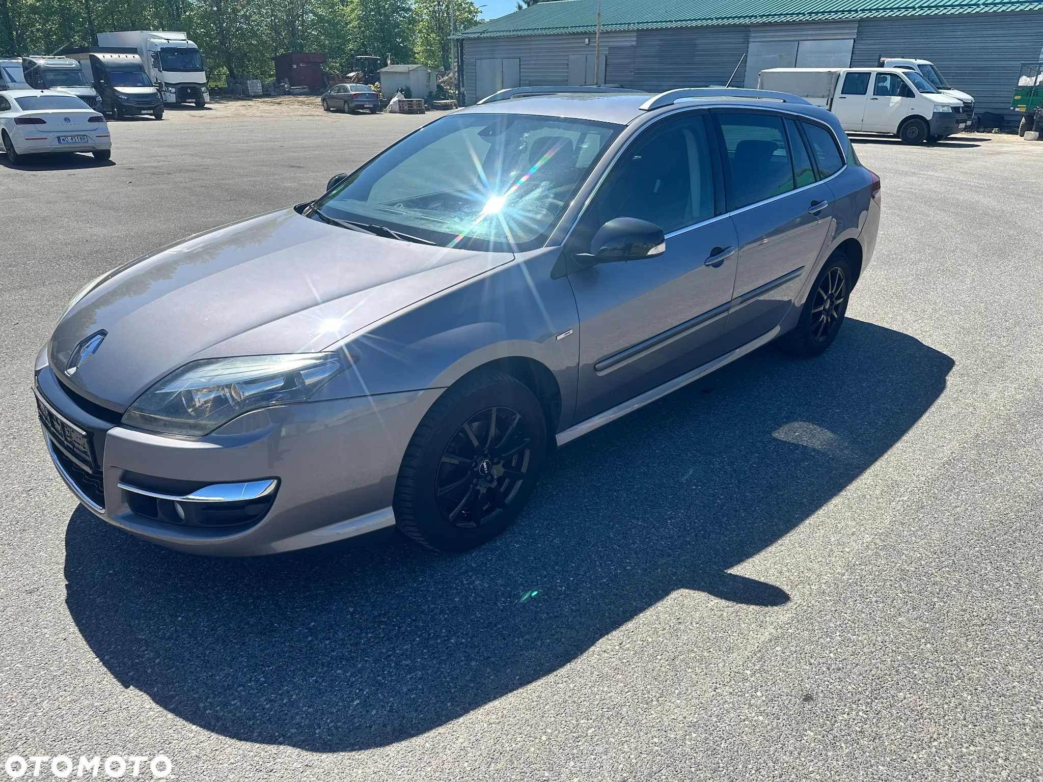 Renault Laguna - 1