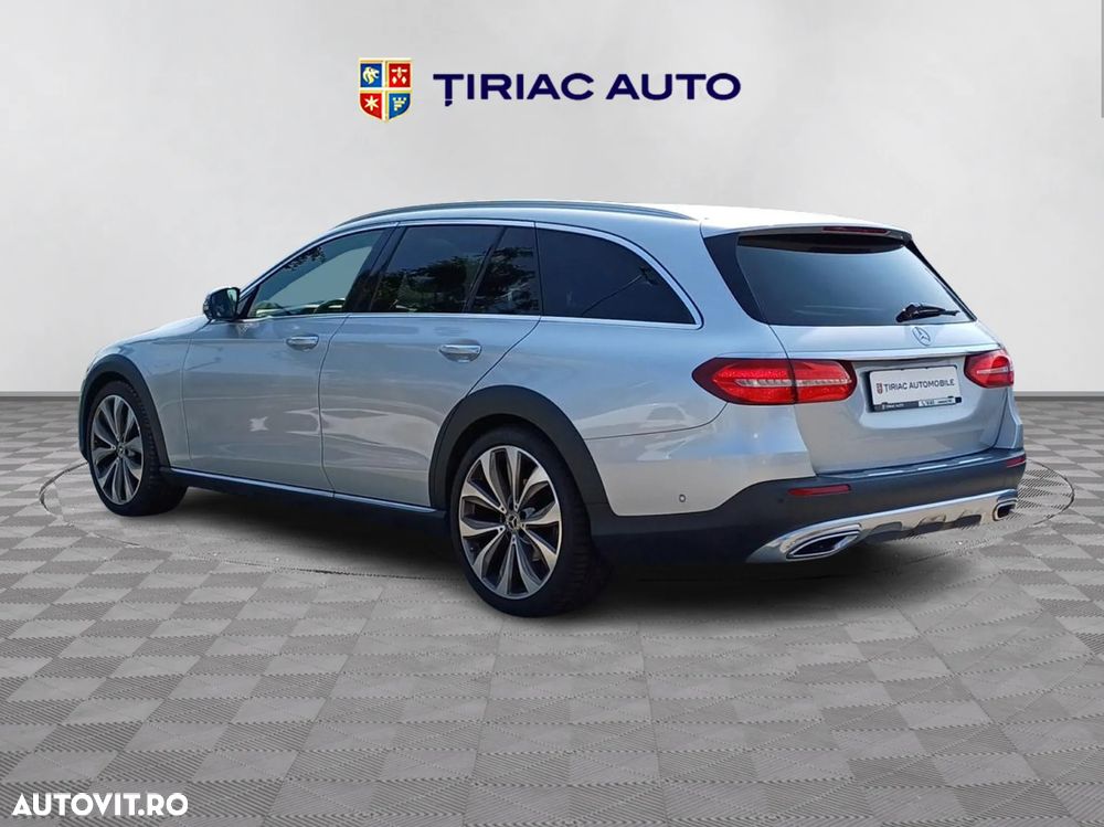 Mercedes-Benz E 220 d 4Matic T All-Terrain 9G-TRONIC Avantgarde - 3